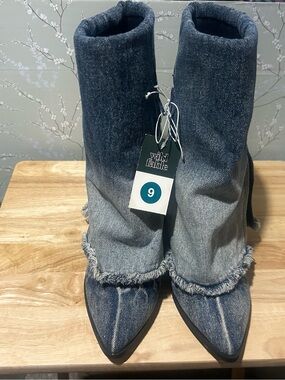 wild fable Two-Tone Denim Pointed Ankle Booties